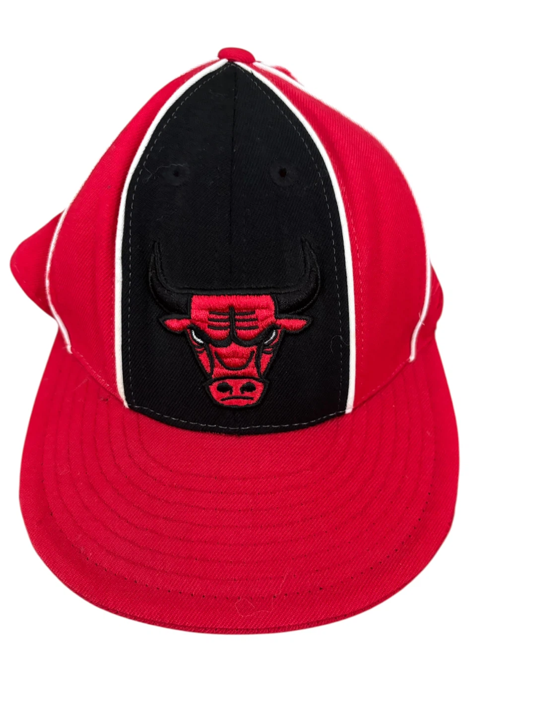 Vintage NBA Chicago Bulls Reebok Fitted Cap Used 7 1/8