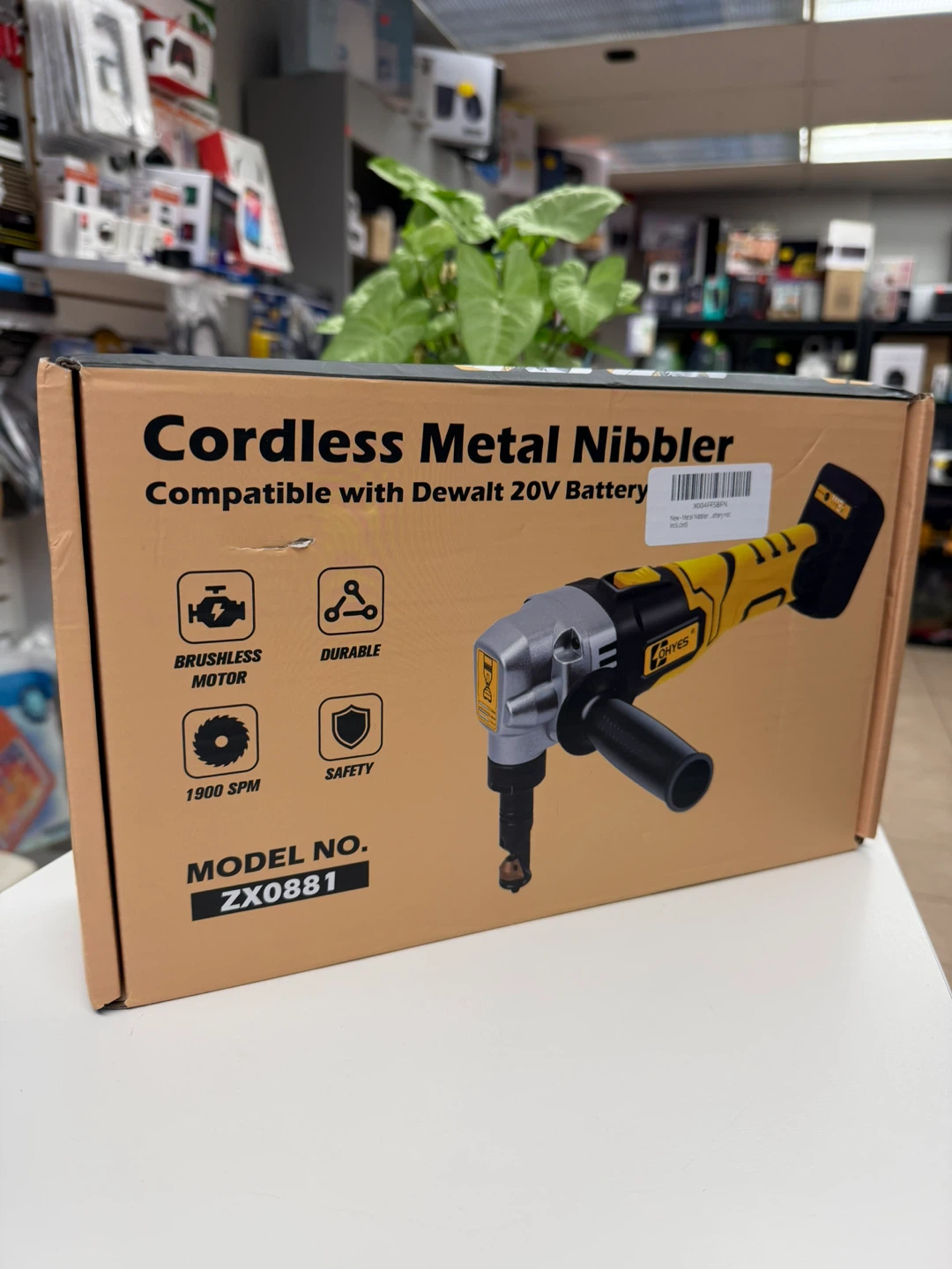 Cordless Metal Nibbler ZX0881 - New in Box! - photo 3