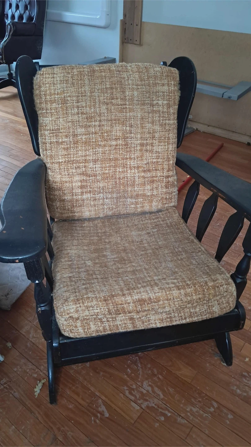 Vintage Rocking Chair - Black & Tan