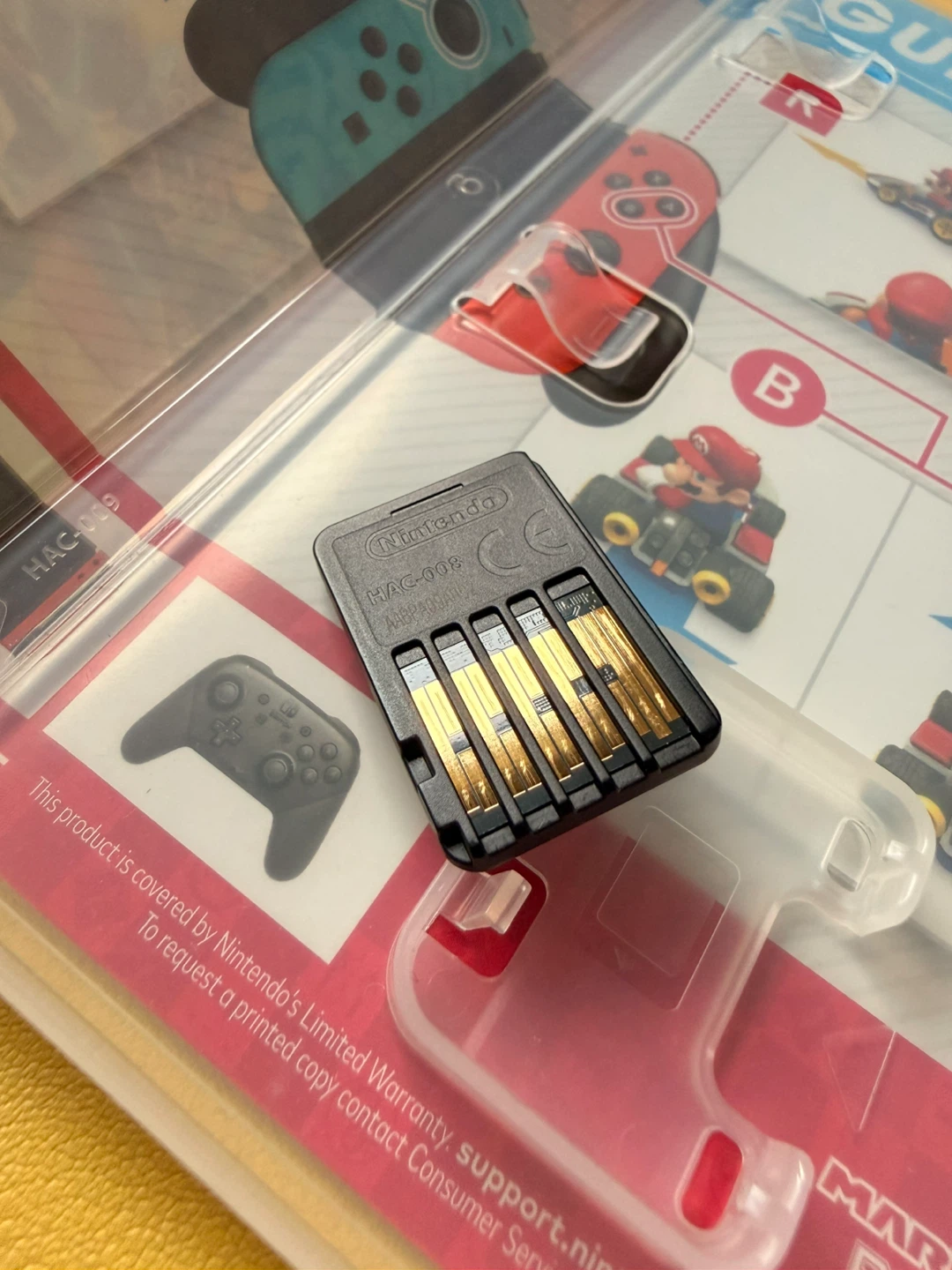 Mario Kart 8 Deluxe - Nintendo Switch - photo 3