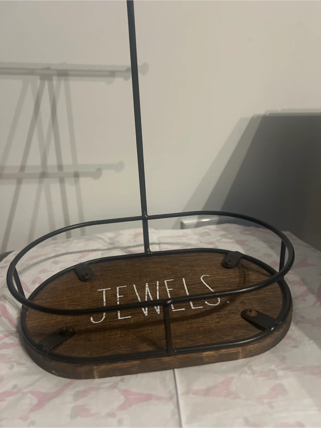 Rae Dunn Jewels Jewelry Stand - photo 3