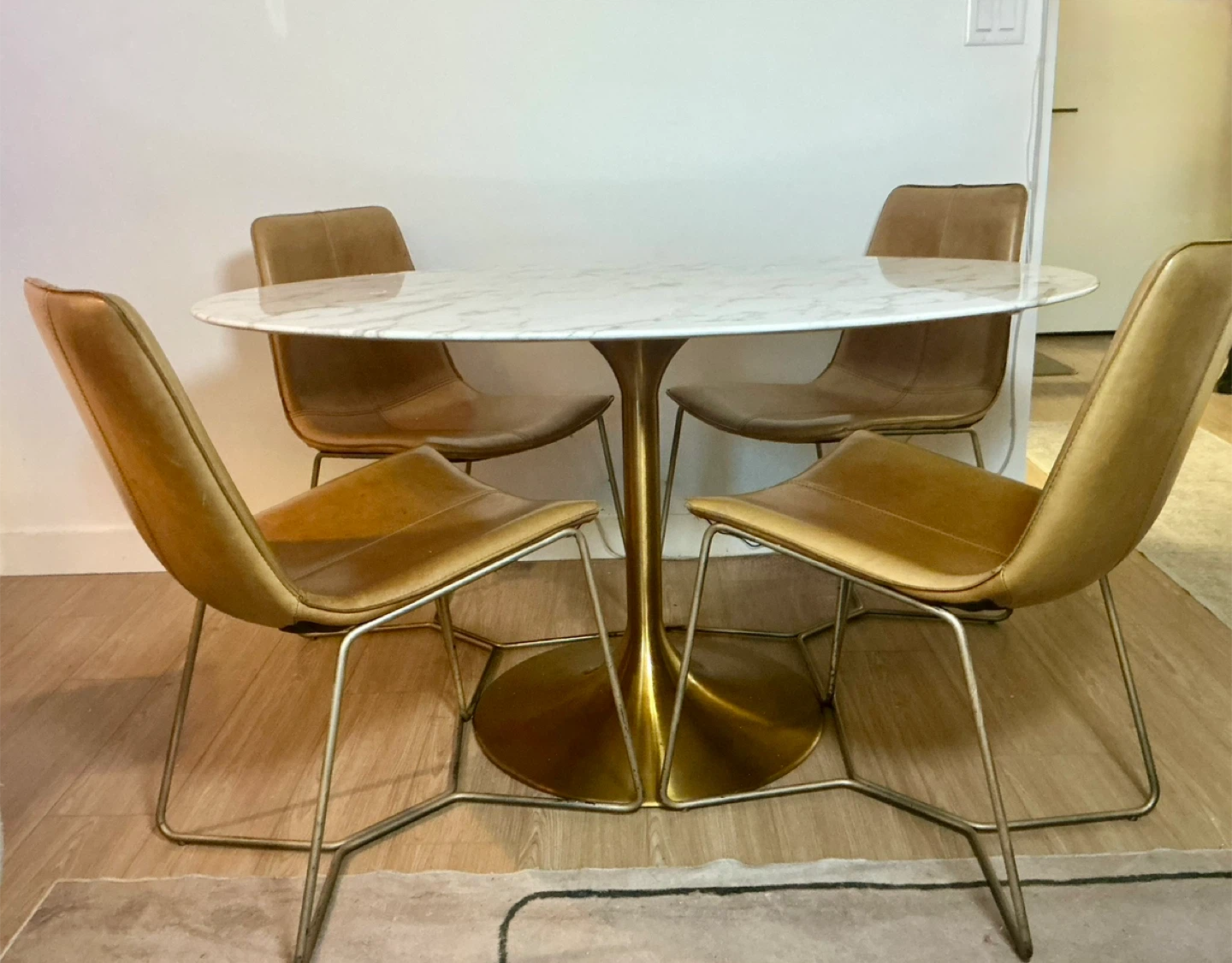 Marble Dining Table + 4 West Elm Leather Chairs - photo 2