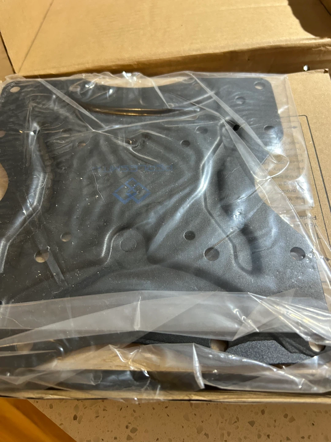 PERLESMITH Full Motion TV Mount PSMFK1 - New in Box - photo 2