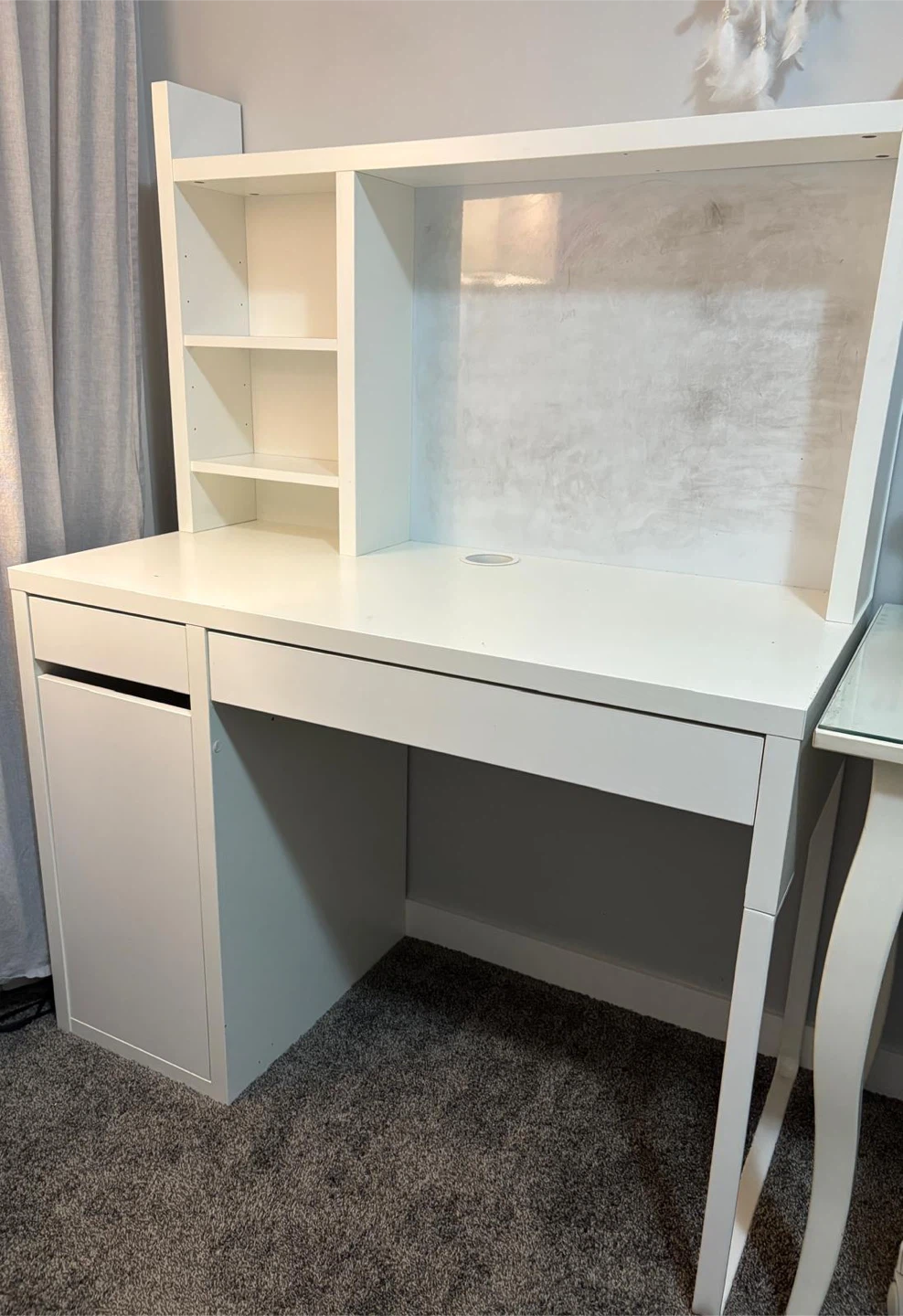White Desk