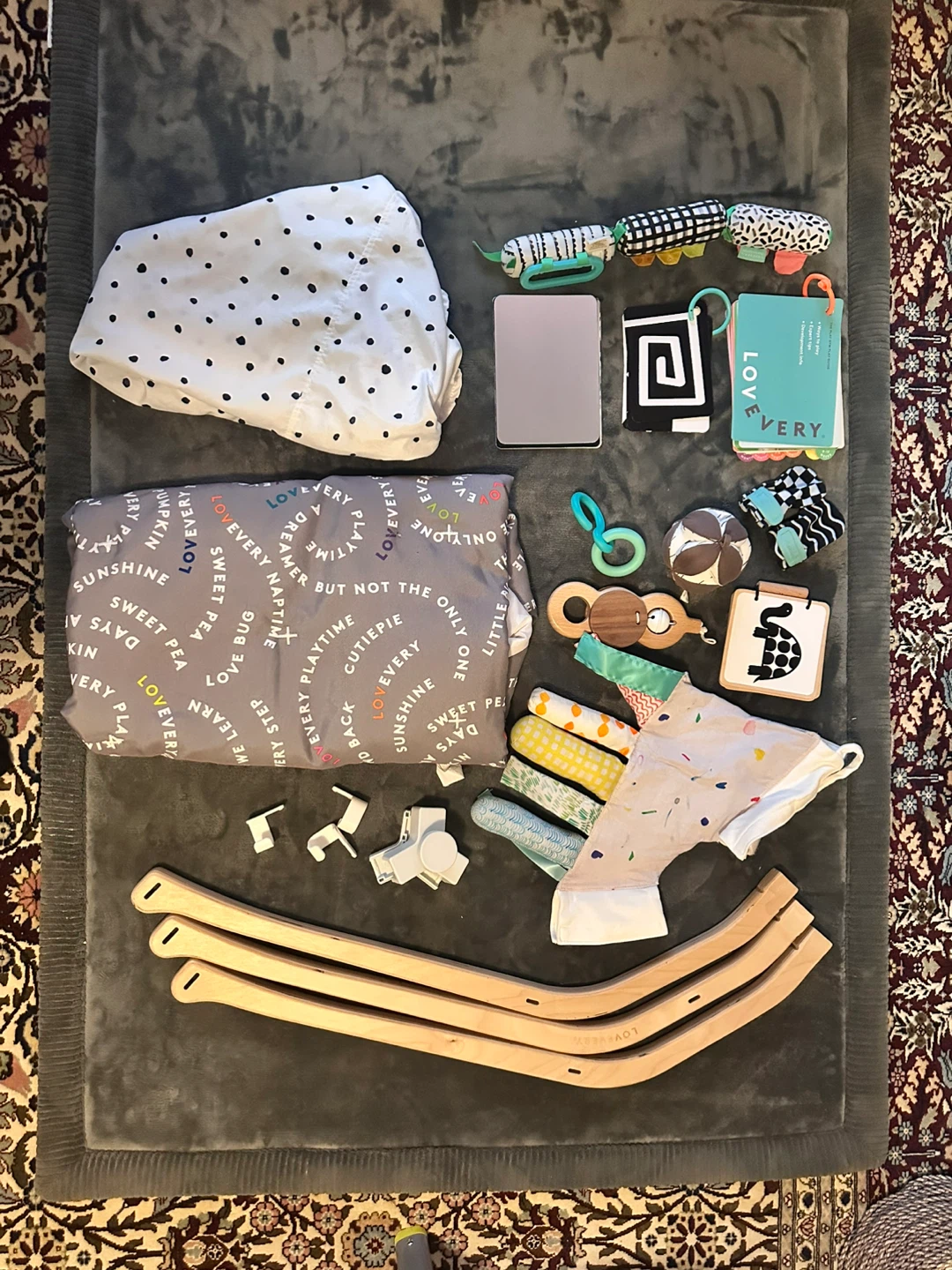 Lovevery Play Gym & Accessories from Looker Kit - photo 3