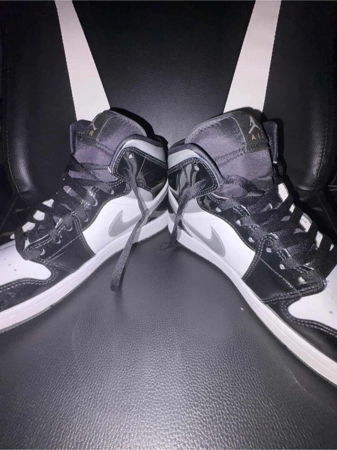 Air Jordan 1 Mid Black White Silver - photo 3