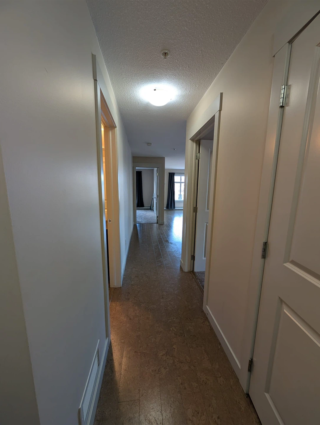 2Bed 2Bath Apartment for Renr - photo 5
