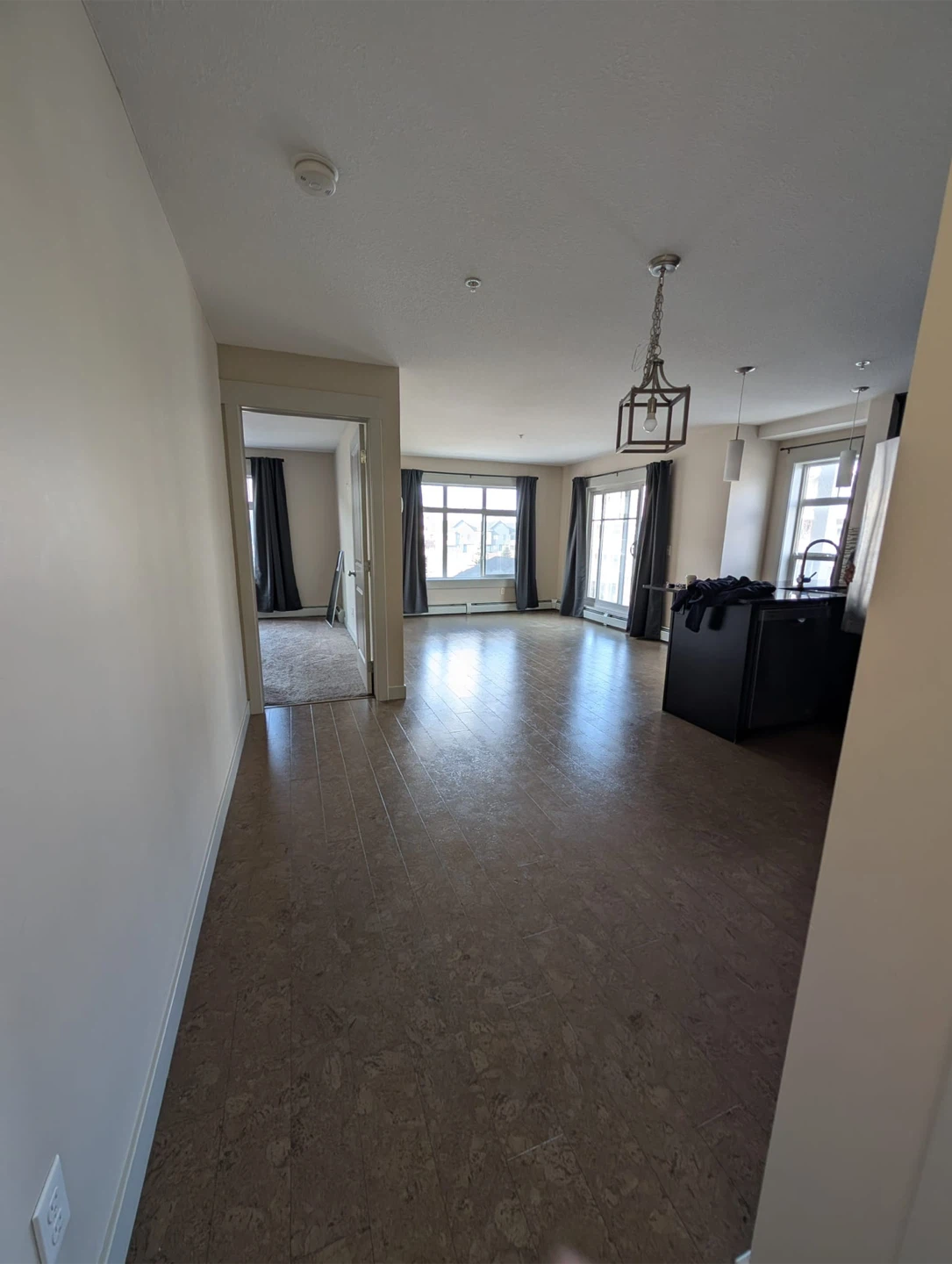 2Bed 2Bath Apartment for Renr - photo 2