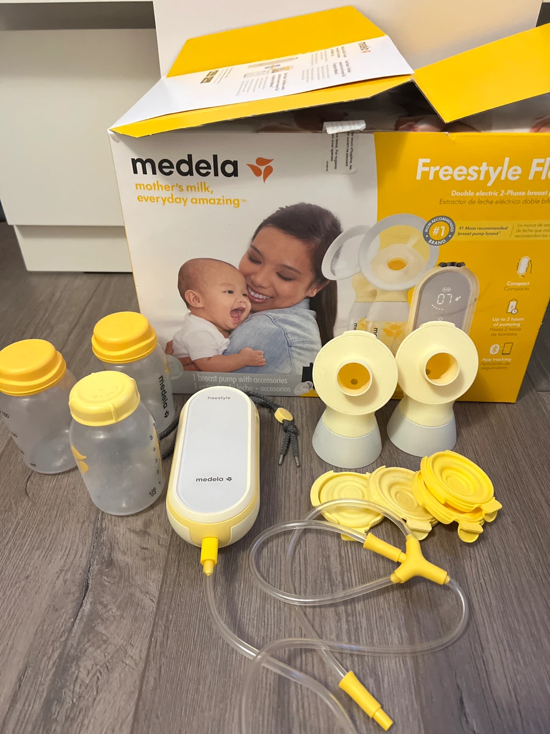 Medela Freestyle Flex Double Electric Breast Pump