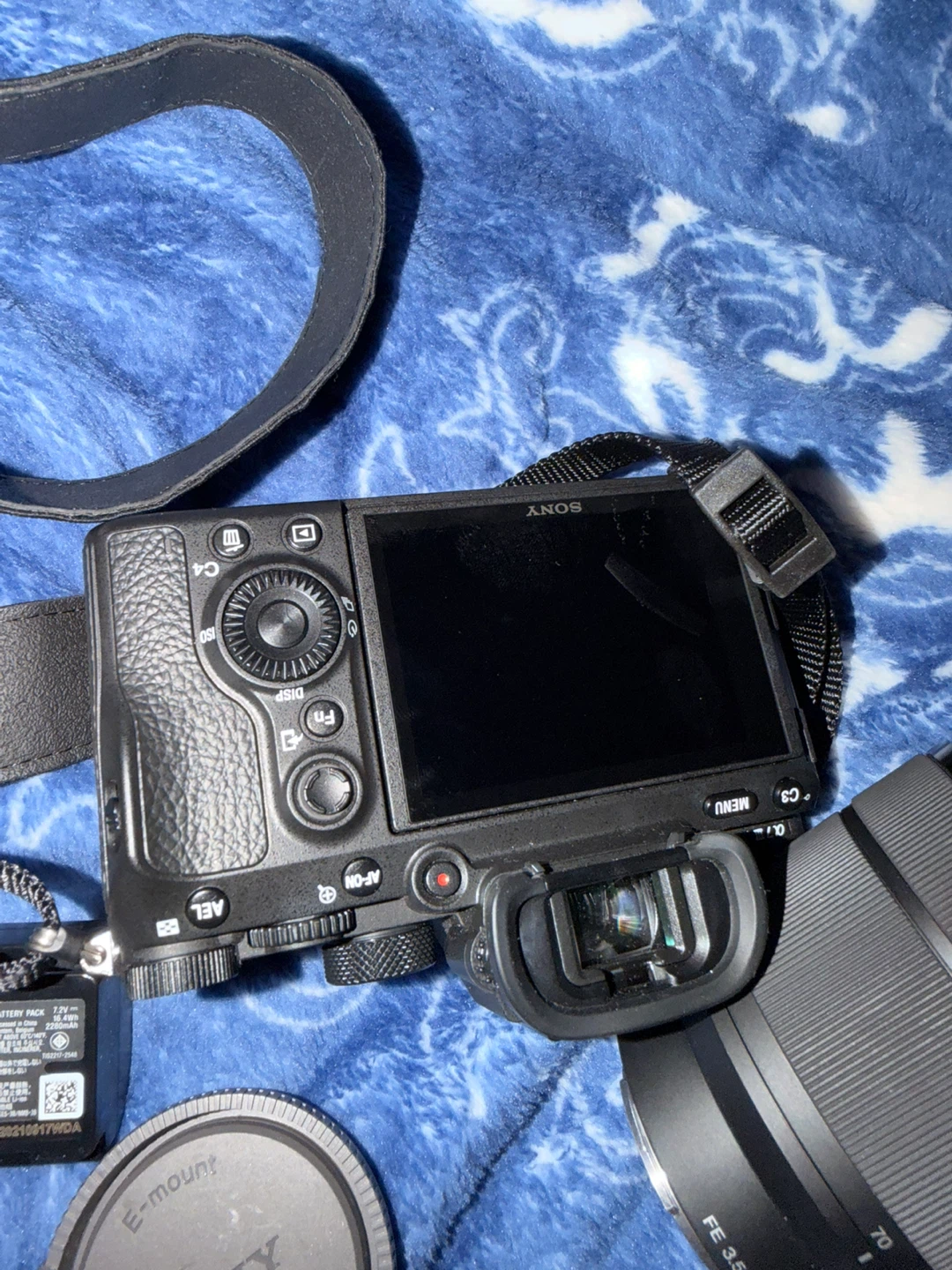 Sony Alpha a7S Camera + FE 3.5-5.6/28-70 Lens - photo 4