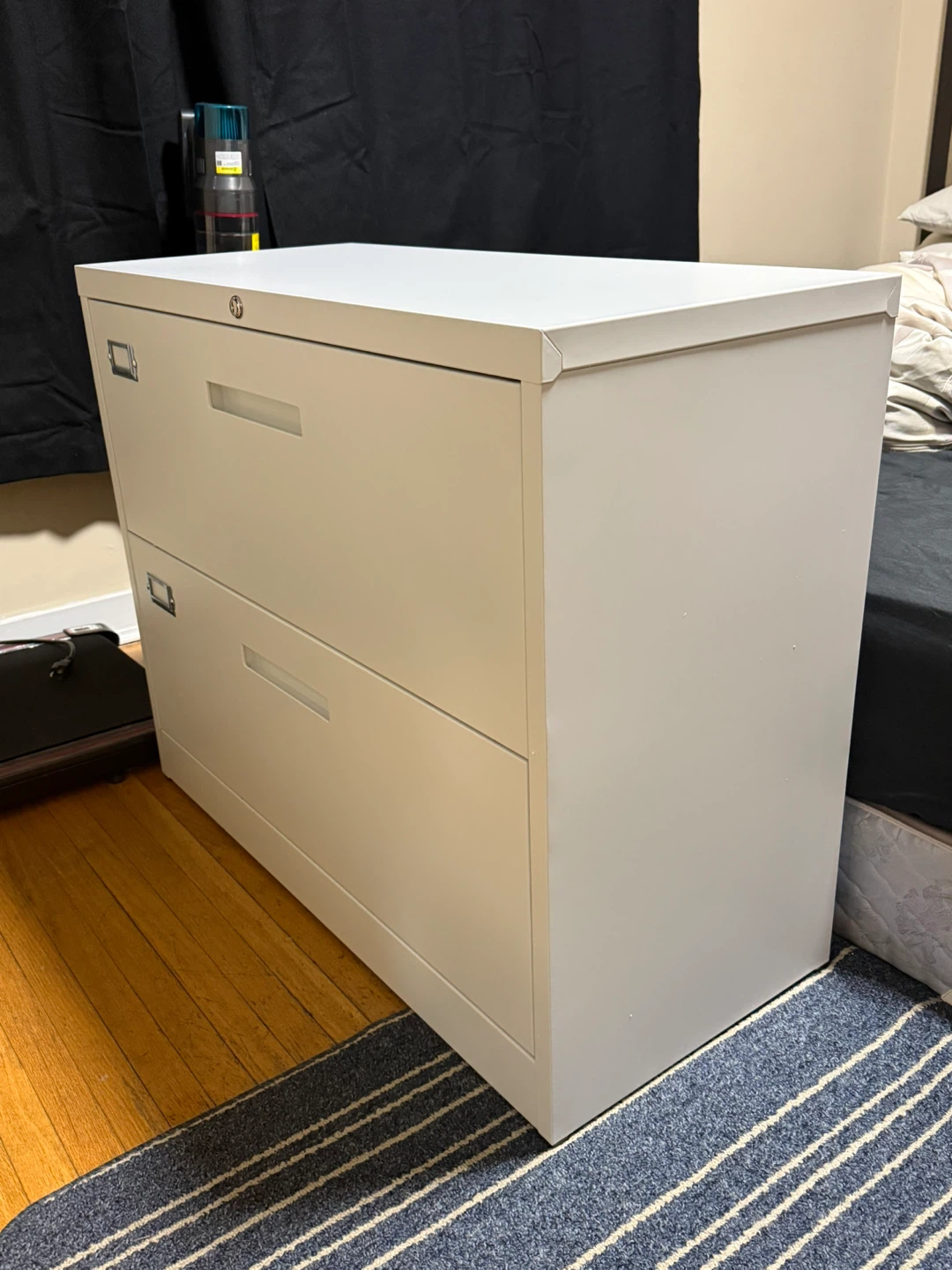 White 2-Drawer Filing Cabinet
