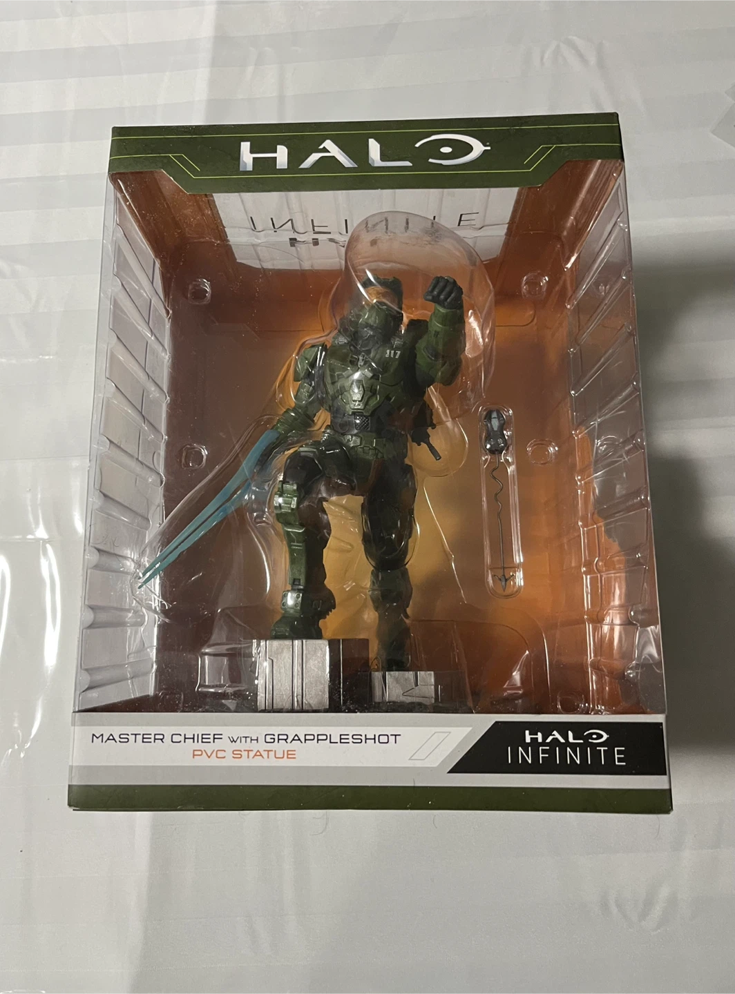Halo Infinite Master Chief with Grappleshot PVC Statue - New
