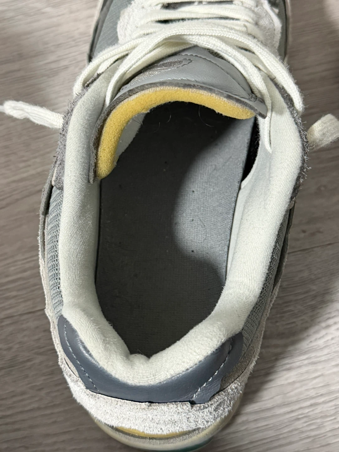 New Balance 2002R Grey Sneakers 9us men - photo 5