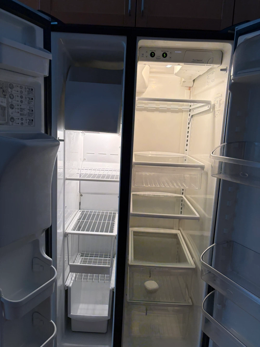 Frigidaire Fridge - photo 2