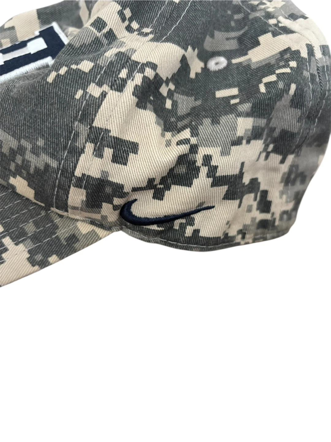 Nike Heritage86 Digital Camo Illinois Hat - Size S - photo 3