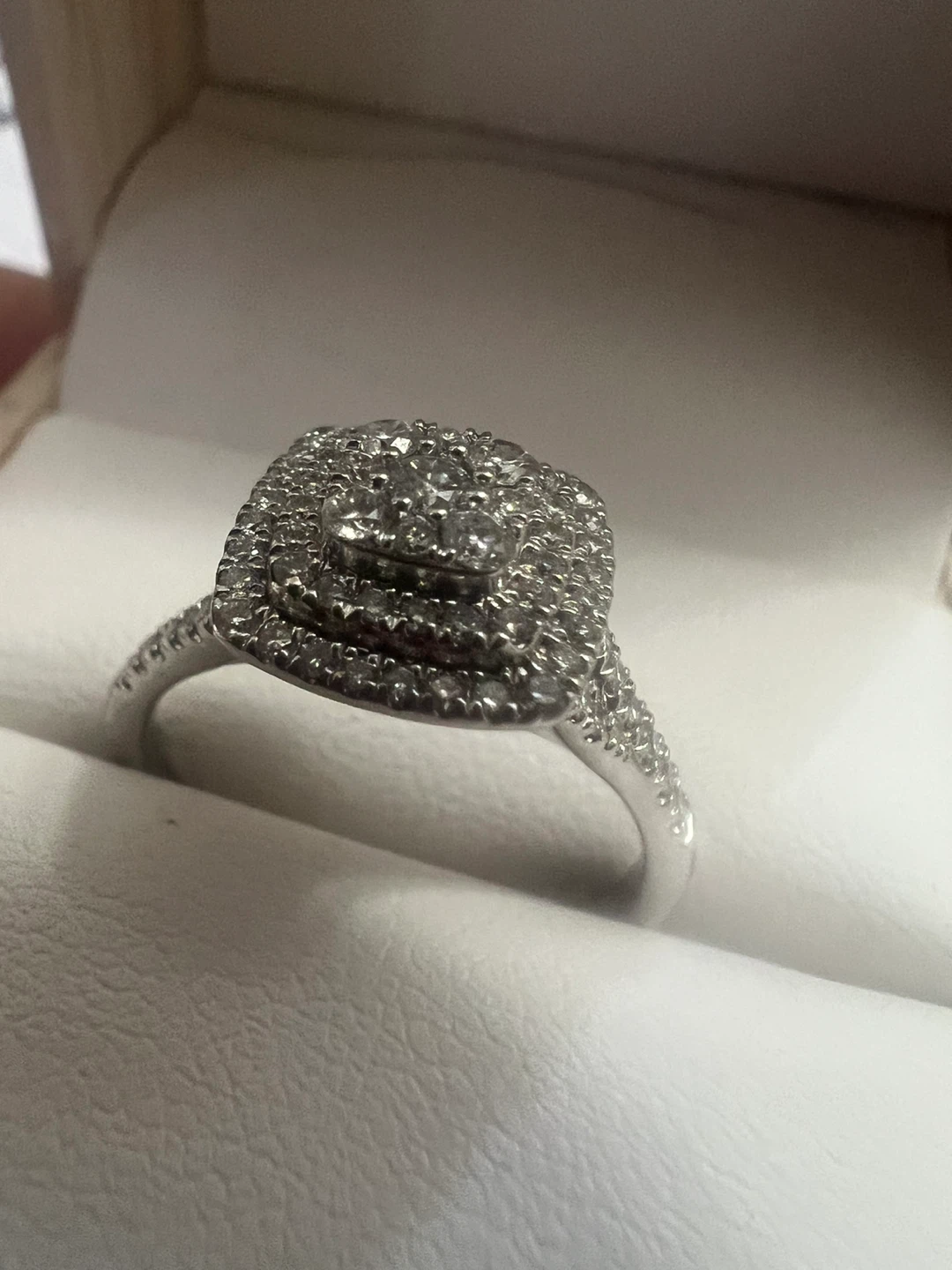 10 k Diamond Ring - photo 5