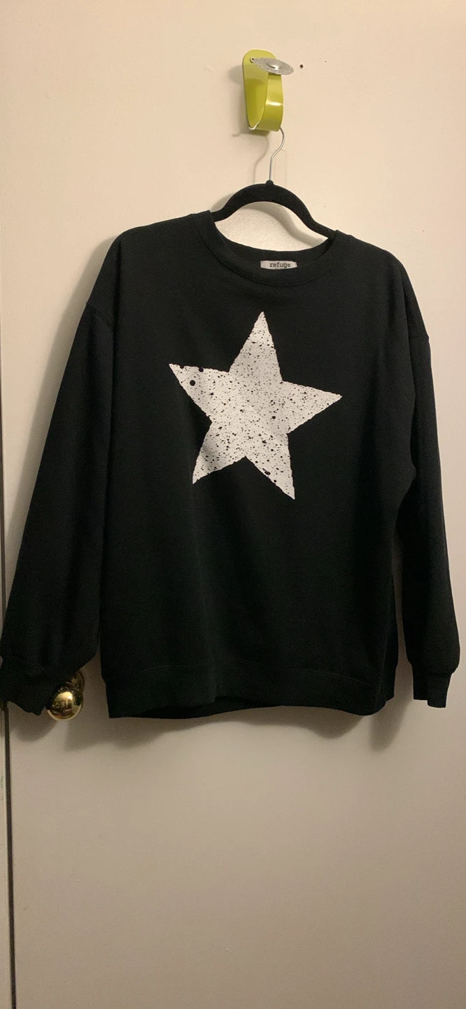 Refuge Athletics Black Star Sweatshirt - Size M