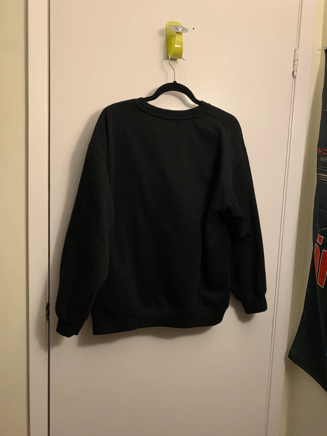 Refuge Athletics Black Star Sweatshirt - Size M - photo 2