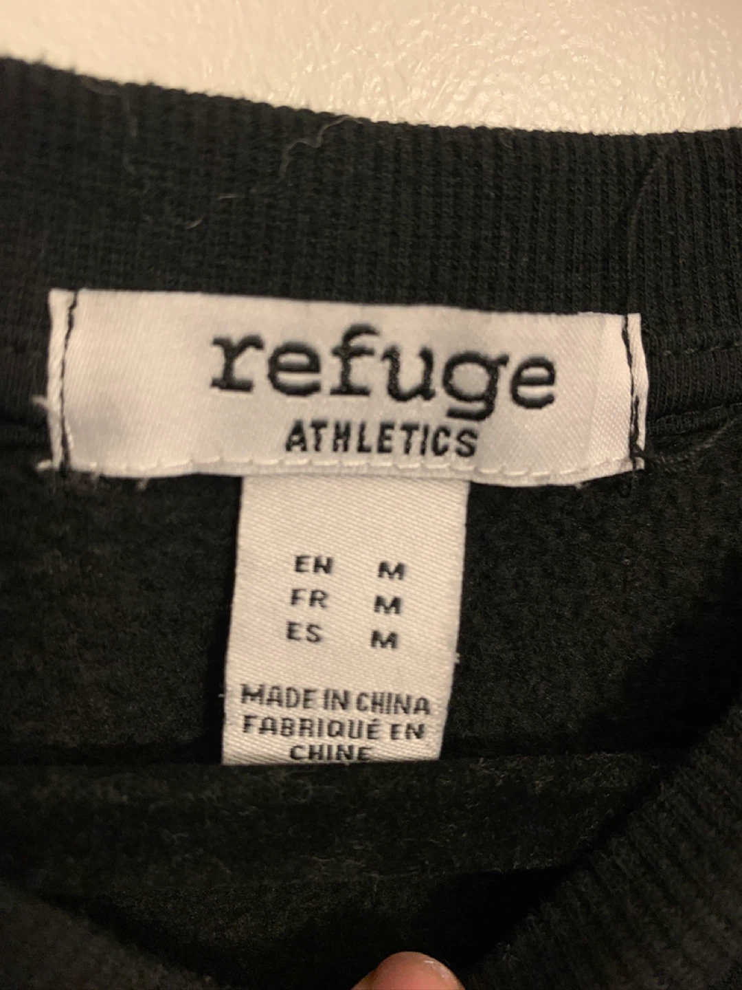 Refuge Athletics Black Star Sweatshirt - Size M - photo 3