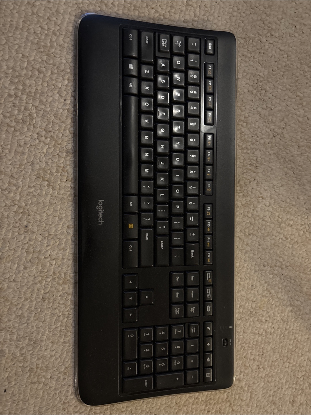Logitech K800 Wireless Illuminated Keyboard
