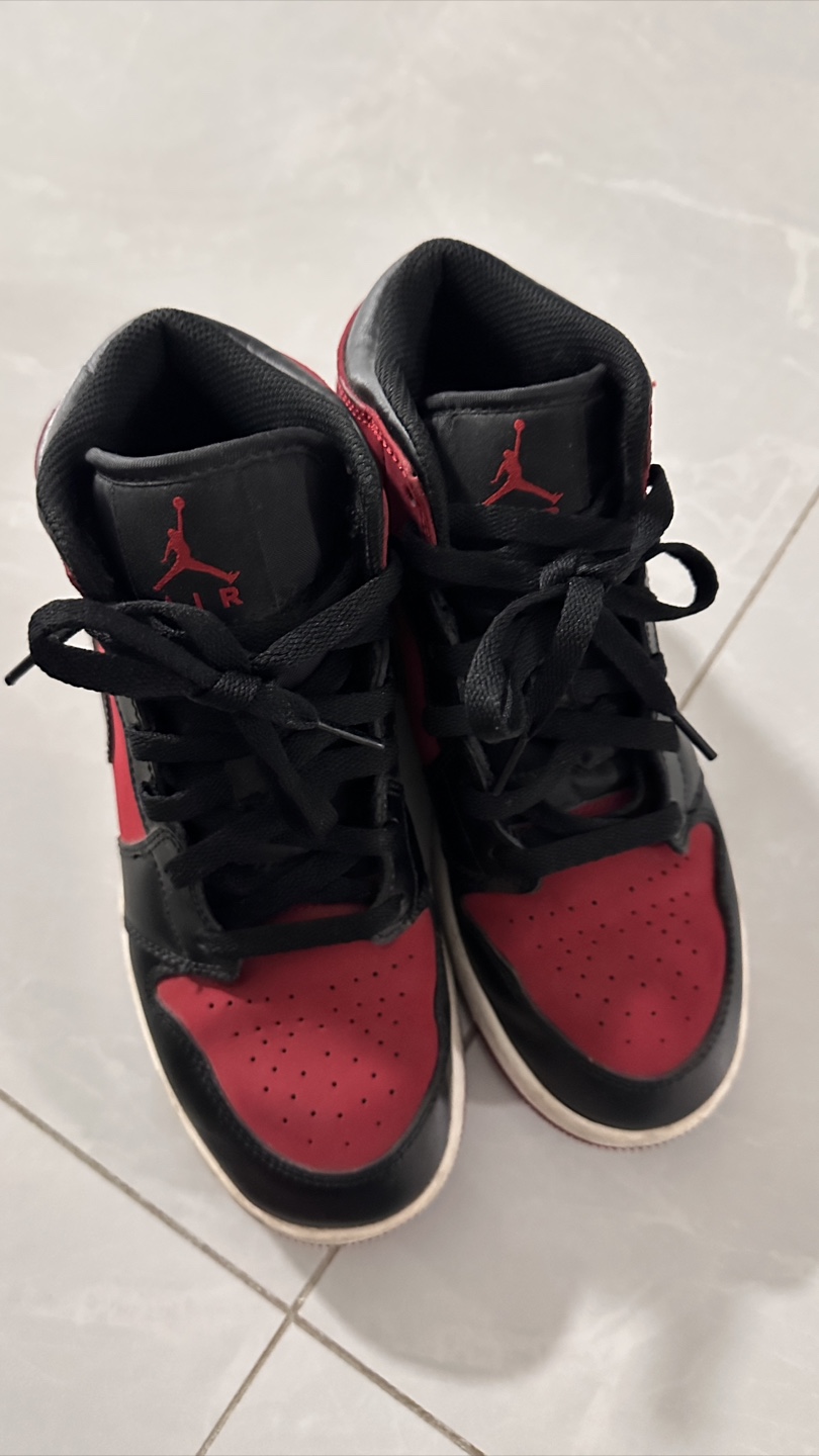 Air Jordan 1 Mid Black/Red Sneakers - photo 3
