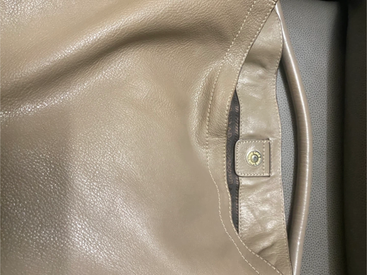 Longchamp Leather Shoulder Bag - Beige - photo 3
