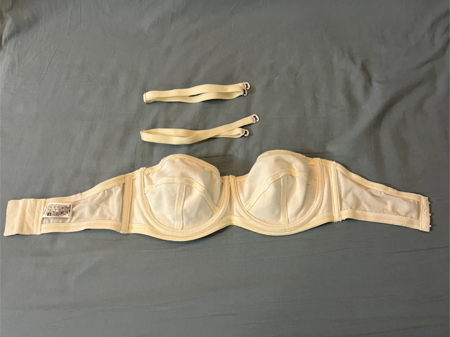 Marks & Spencer Strapless Bra - Size 36B (new) - photo 3