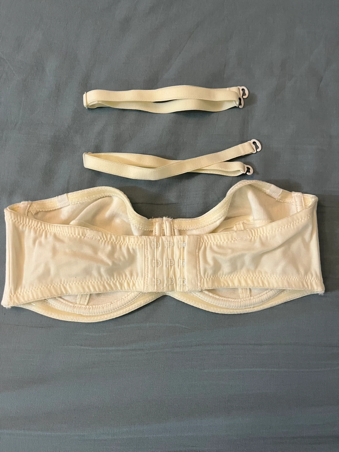 Marks & Spencer Strapless Bra - Size 36B (new) - photo 4