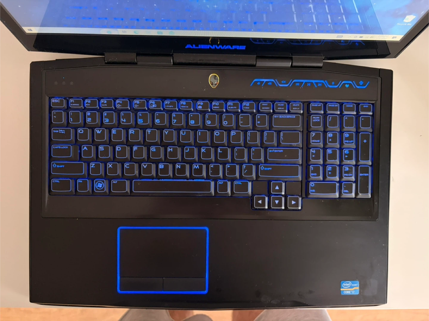 Dell Alienware M17x R4 Gaming Laptop - photo 2