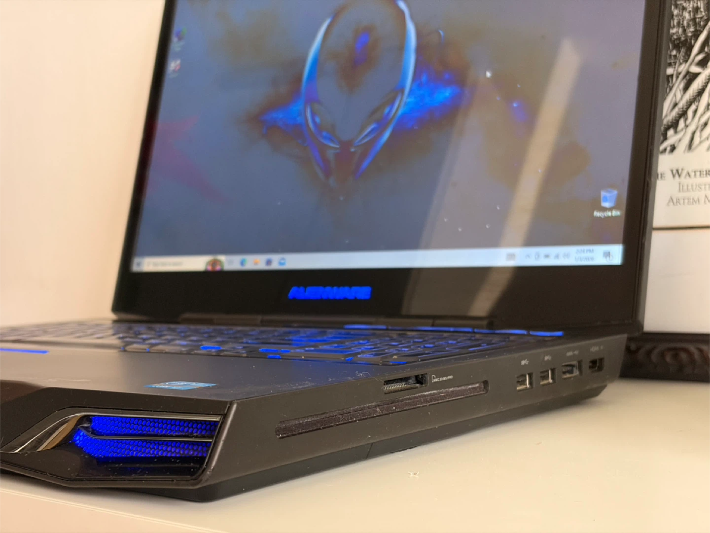 Dell Alienware M17x R4 Gaming Laptop - photo 4