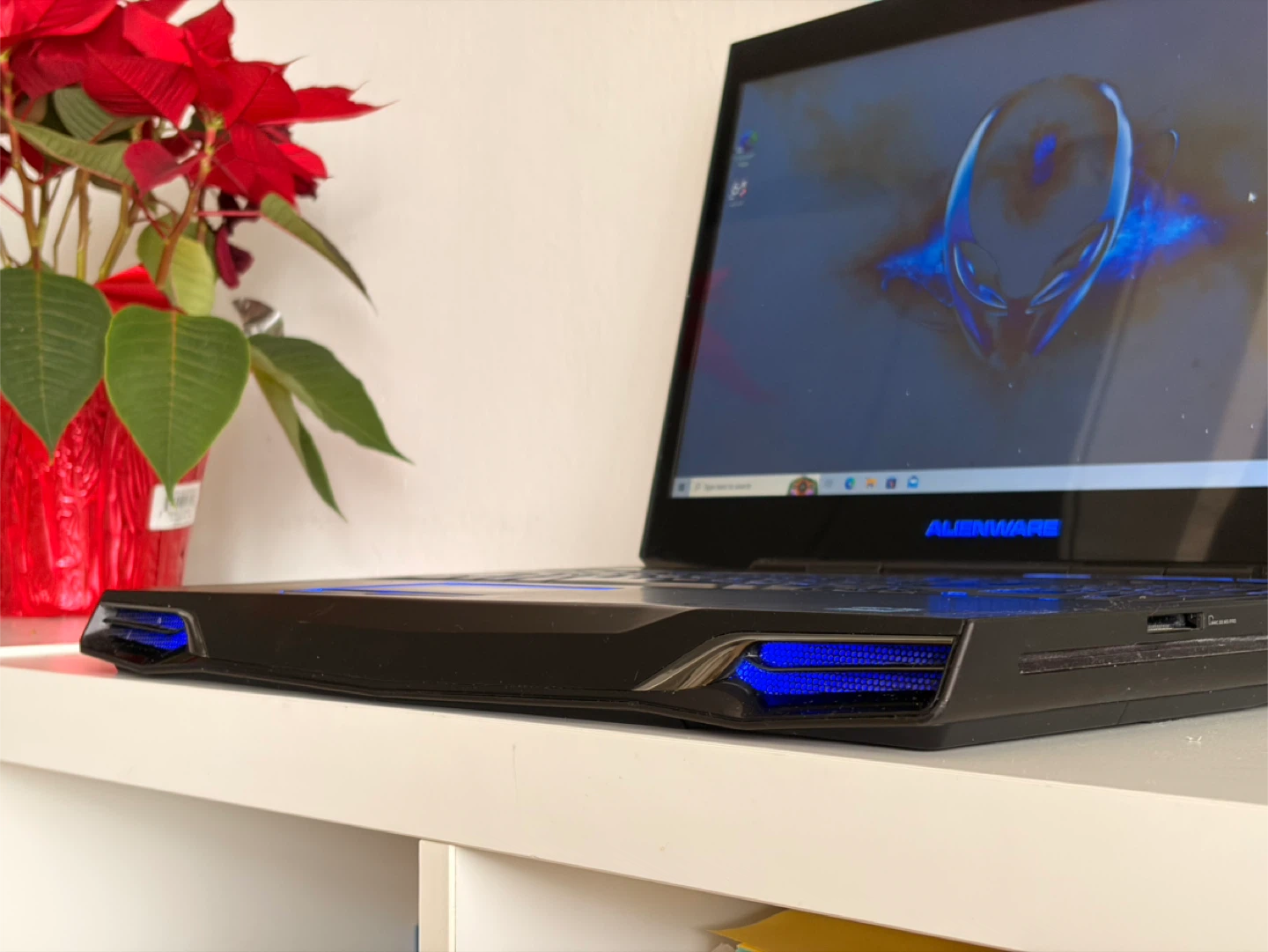 Dell Alienware M17x R4 Gaming Laptop - photo 5