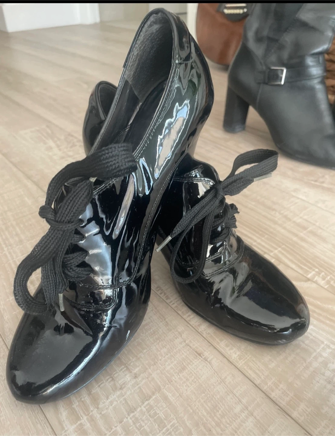 All shoes in my list for $ 120 ! - photo 2