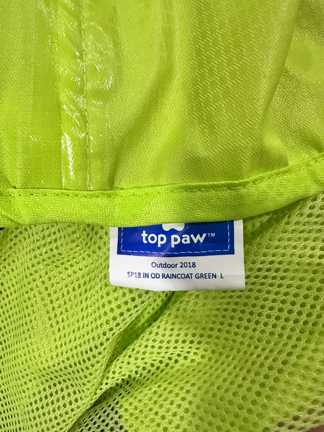 Top Paw Raincoat & Outward Hound Life Jacket (M) - photo 5