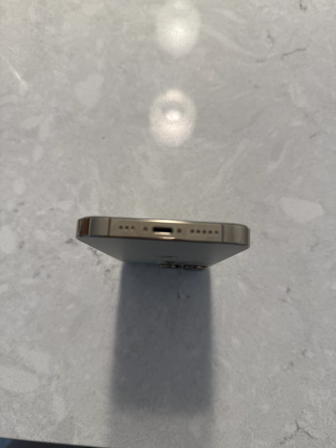 Apple iPhone 14 Pro Gold - photo 4