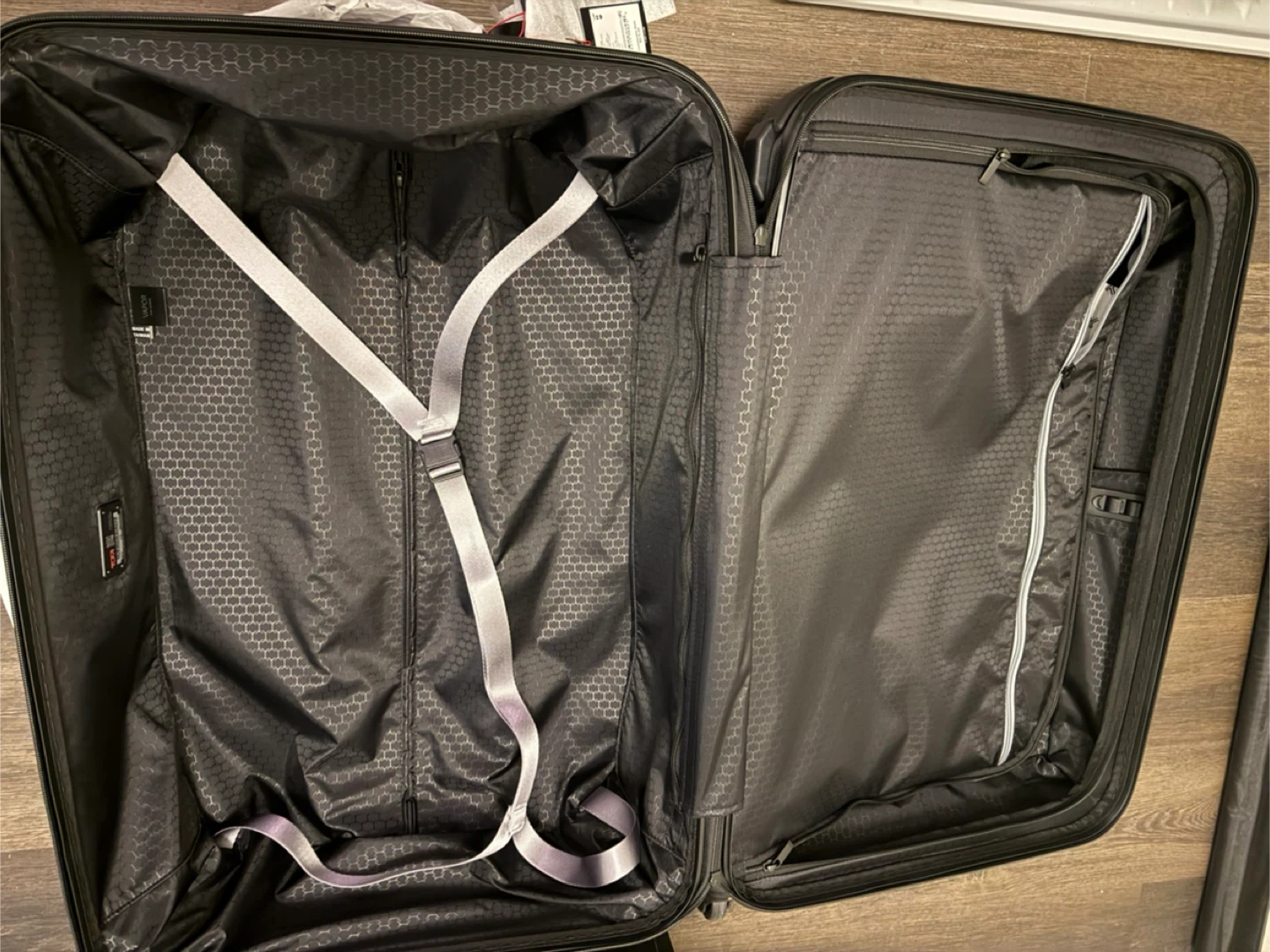 Tumi Silver Hardside Suitcase - photo 5