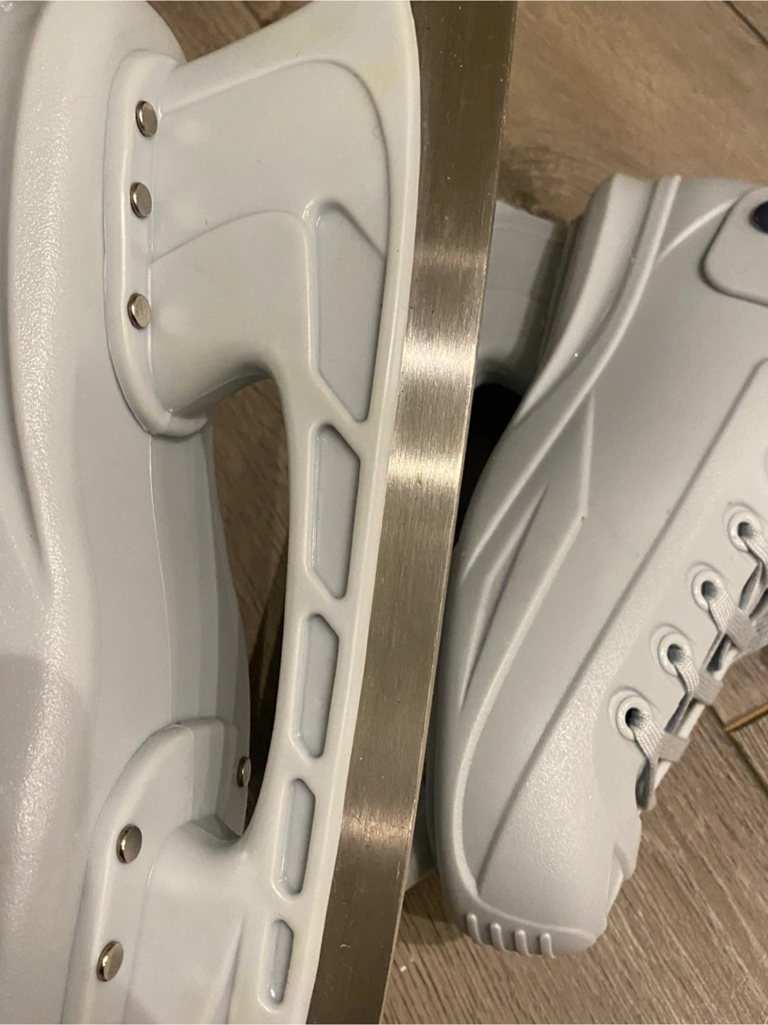 Oxelo Ice Skates - Size 10 - photo 4