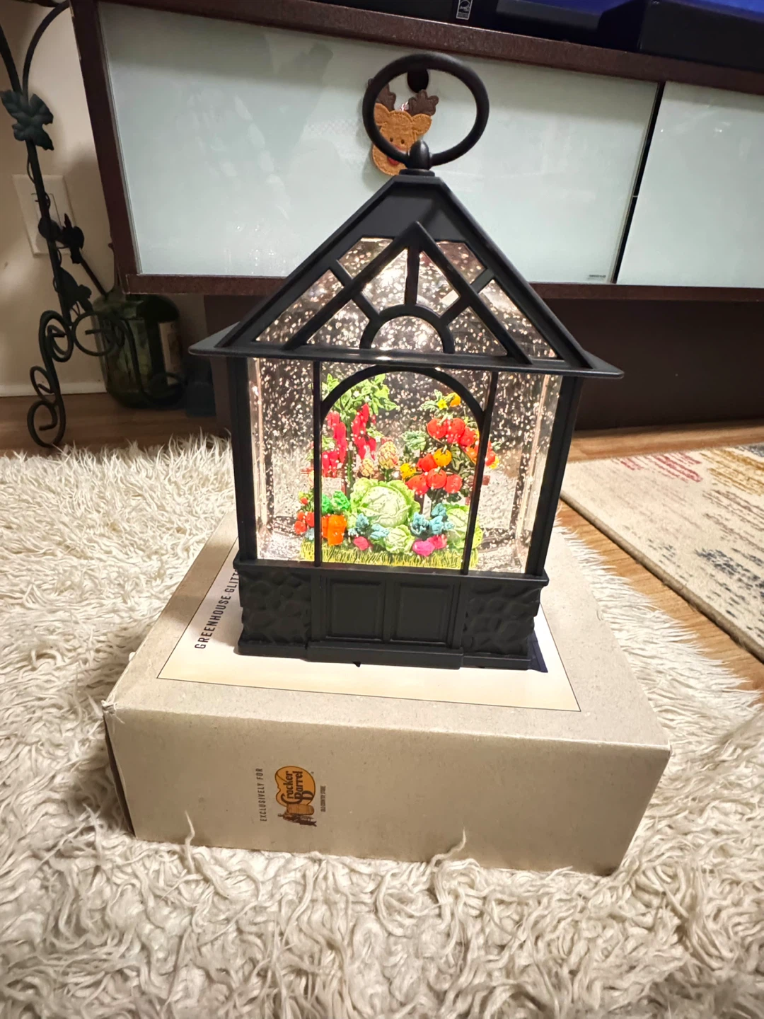 Greenhouse Glitter Globe - photo 3