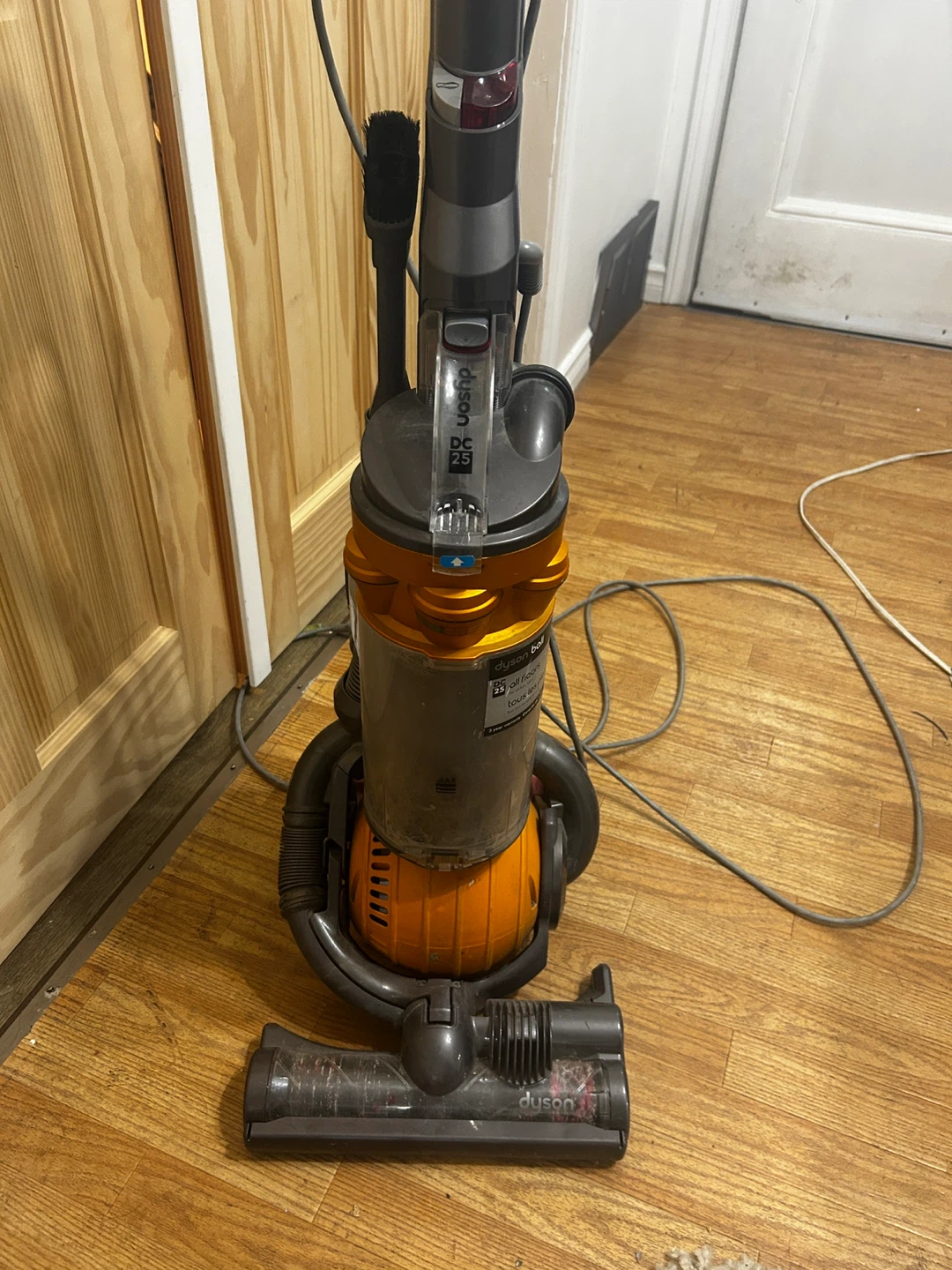 Dyson Ball DC25 Vacuum Cleaner