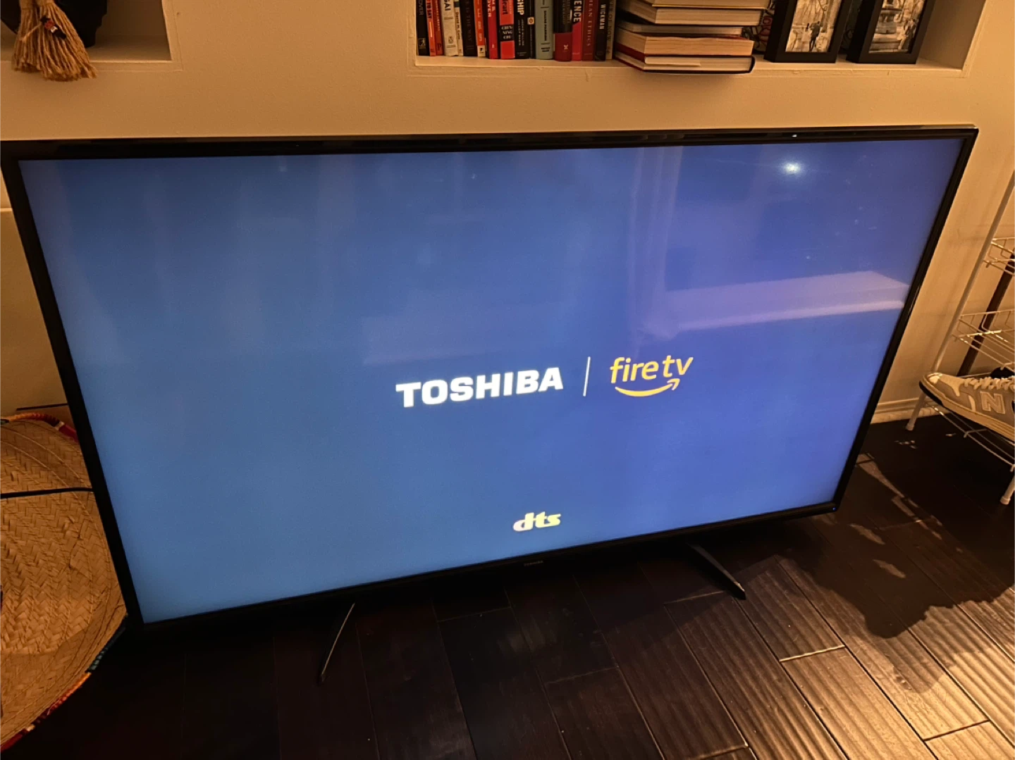 Toshiba 55LF621C19 55" Fire TV - photo 2