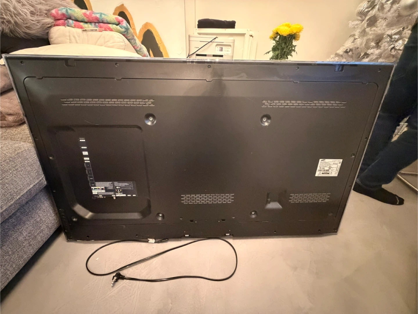 Samsung UN55D6420UF 55 inch TV - photo 2