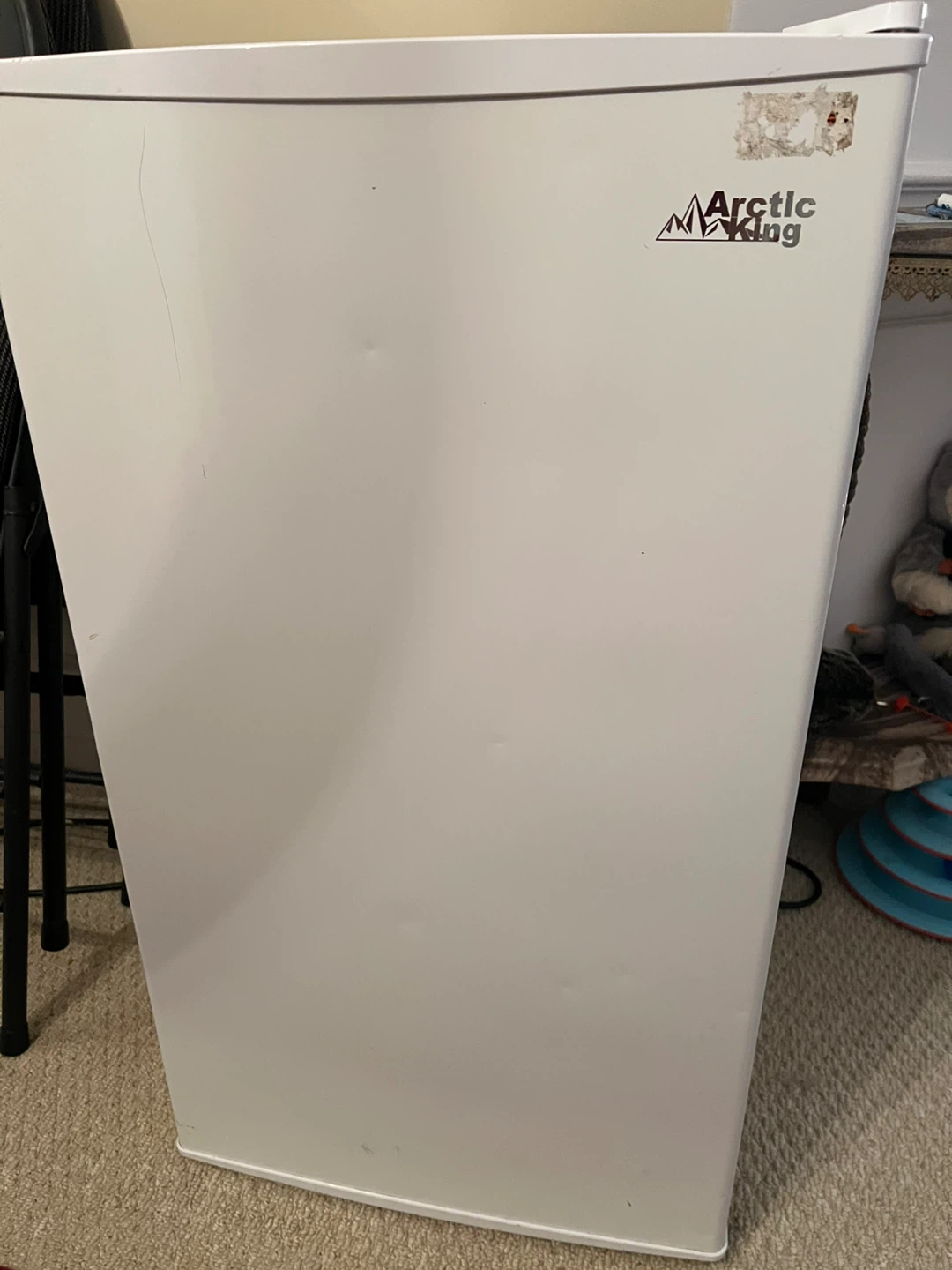 Arctic King Mini Fridge - White