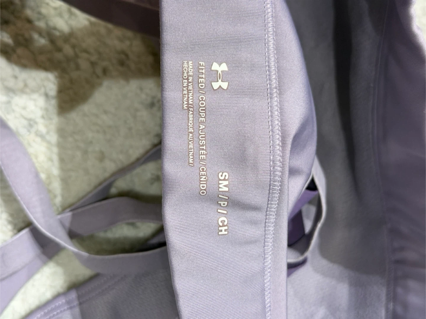Under Armour Sports Bra - Size Small - photo 3
