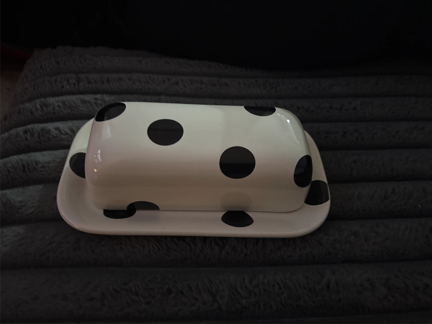 Kate spade Butter Dish with Lid  Black Polka Dots