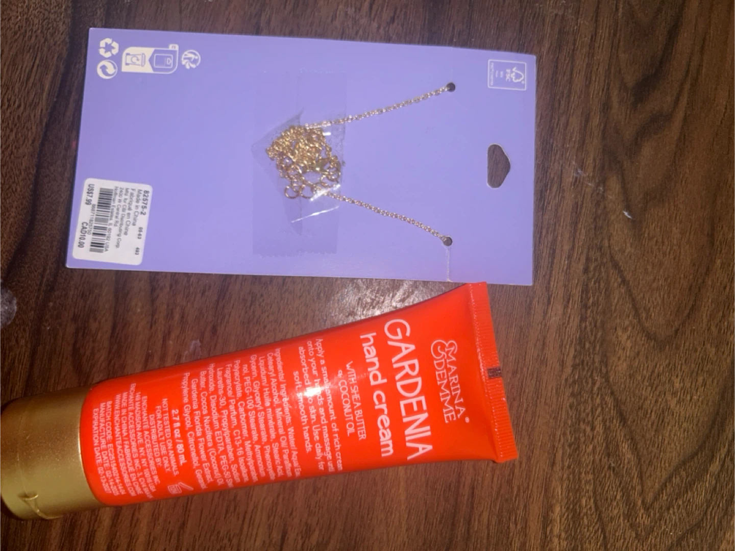 Claire’s Heart Necklace + Gardenia Hand Cream (New) - photo 4