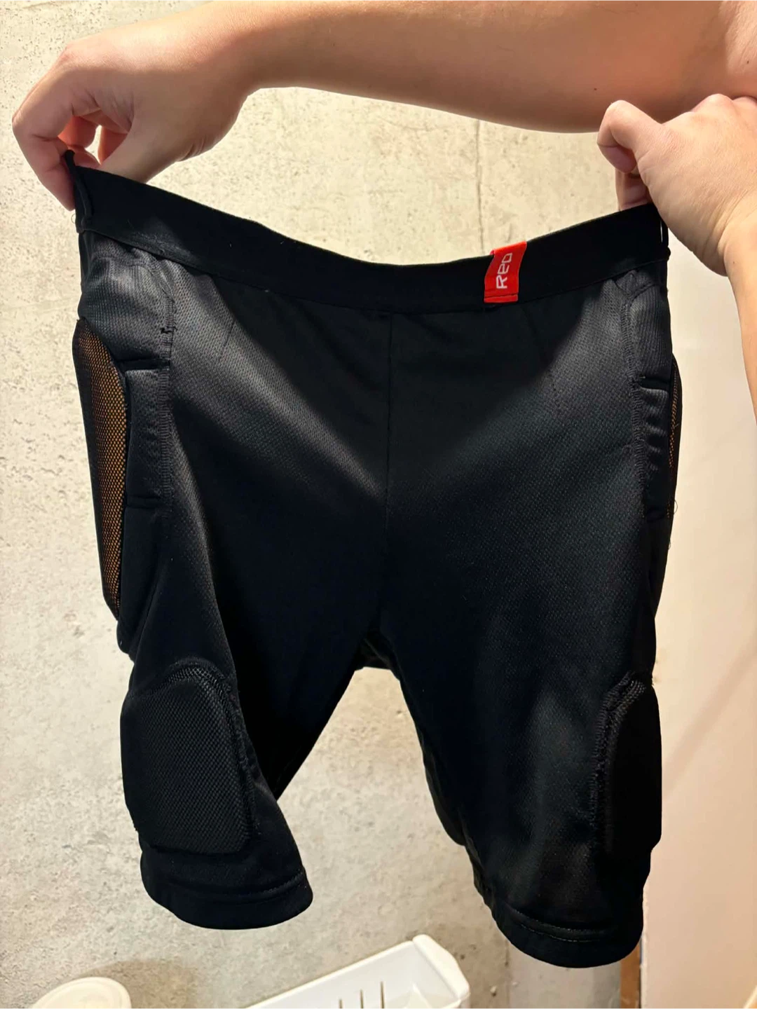 Snowboard ski crash impact padded shorts size mens Large - photo 2