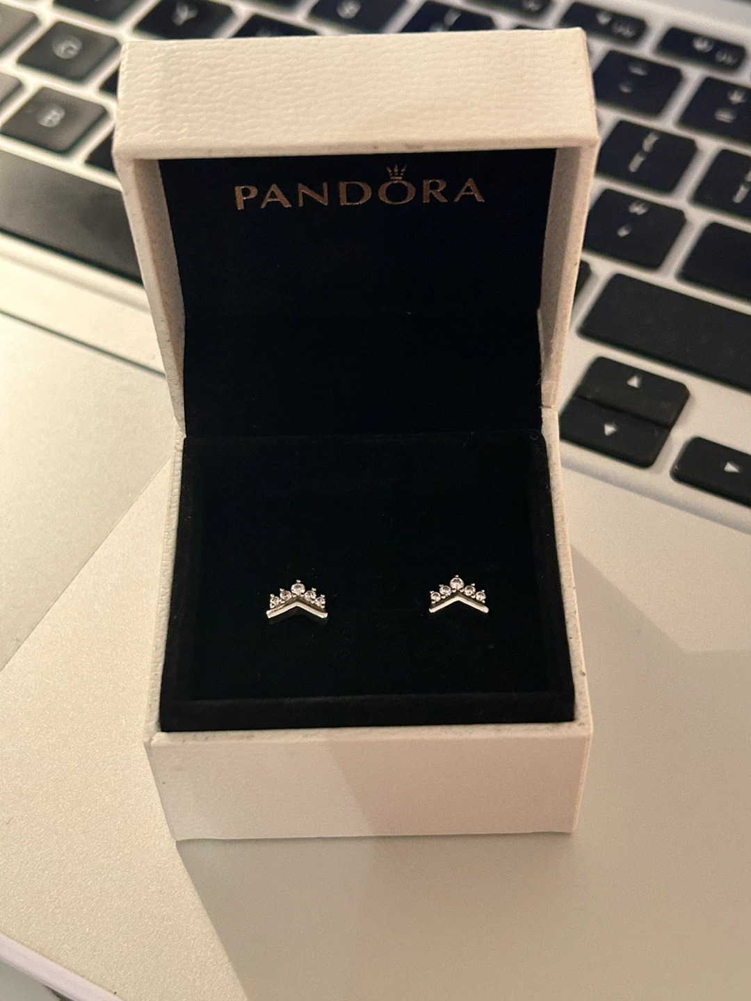 Pandora Tiara Wishbone Stud Earrings - photo 4