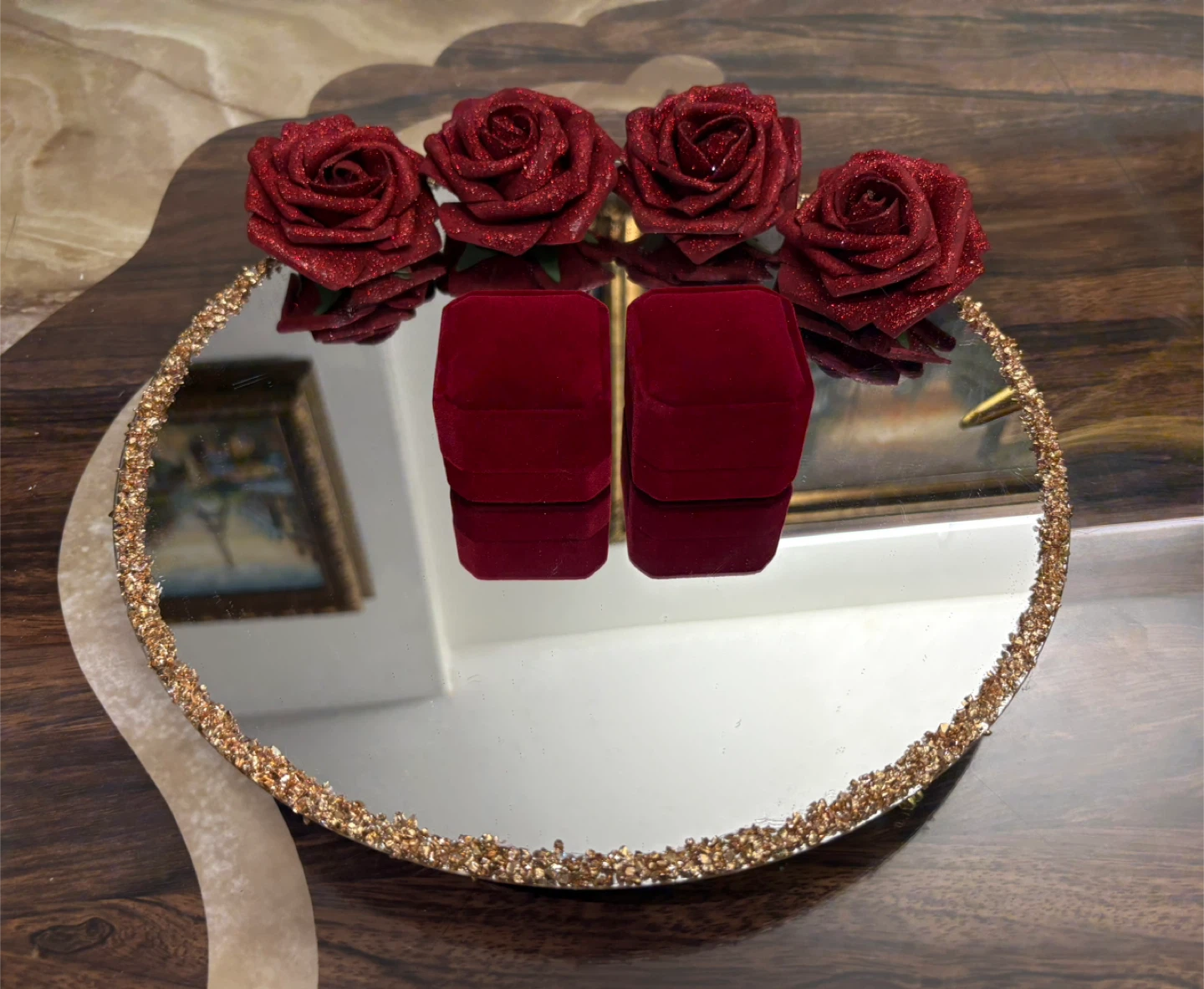 Round Mirror Tray with gold stones & red flowers - photo 5