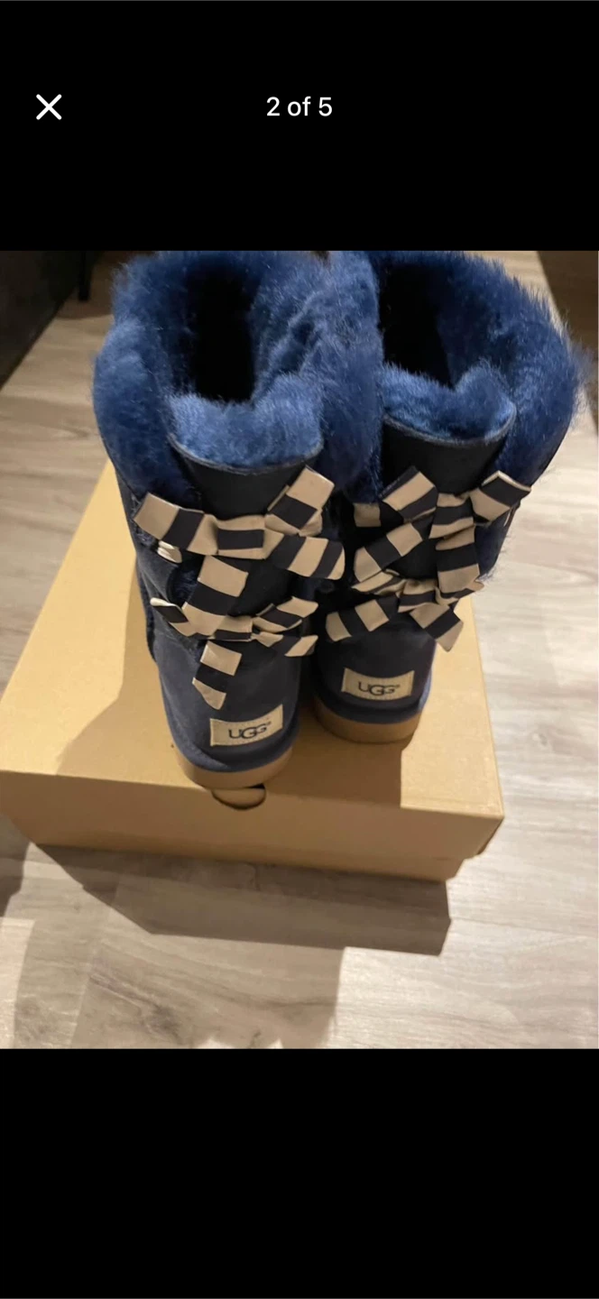 UGG Bailey Bow Stripe Boots - Size 8 - Navy - photo 2