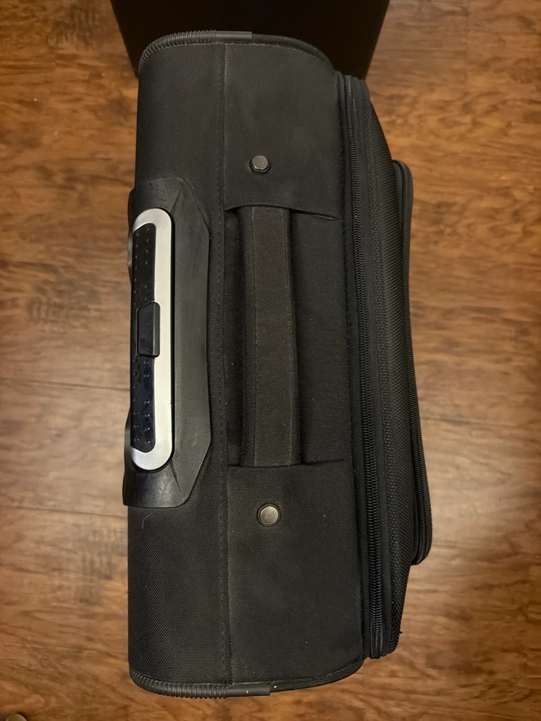 Nextech Black Rolling Carry-On Suitcase - photo 2