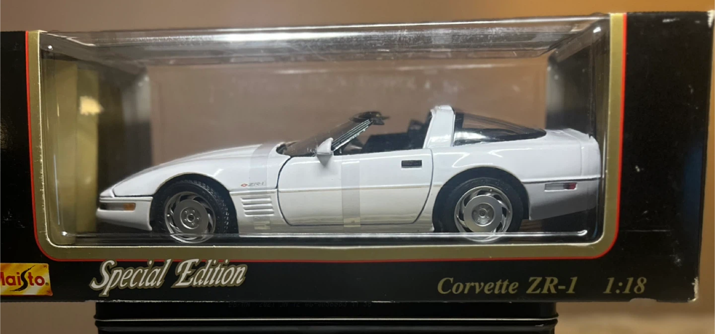 Corvette ZR-1 White 1992